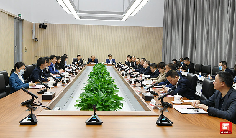 2021年3月8日，元方考察深交所  張莉 攝.jpg