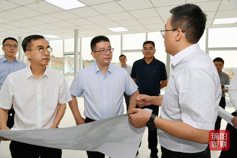 2022年7月7日，李云赴高新區(qū)宣講并調(diào)研5  張莉 攝.jpg