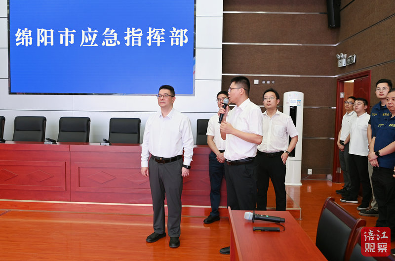 2025年6月10日，李云督導(dǎo)檢查應(yīng)急管理、食品安全、河長(zhǎng)制等工作（應(yīng)急管理局）5   張莉 攝.jpg